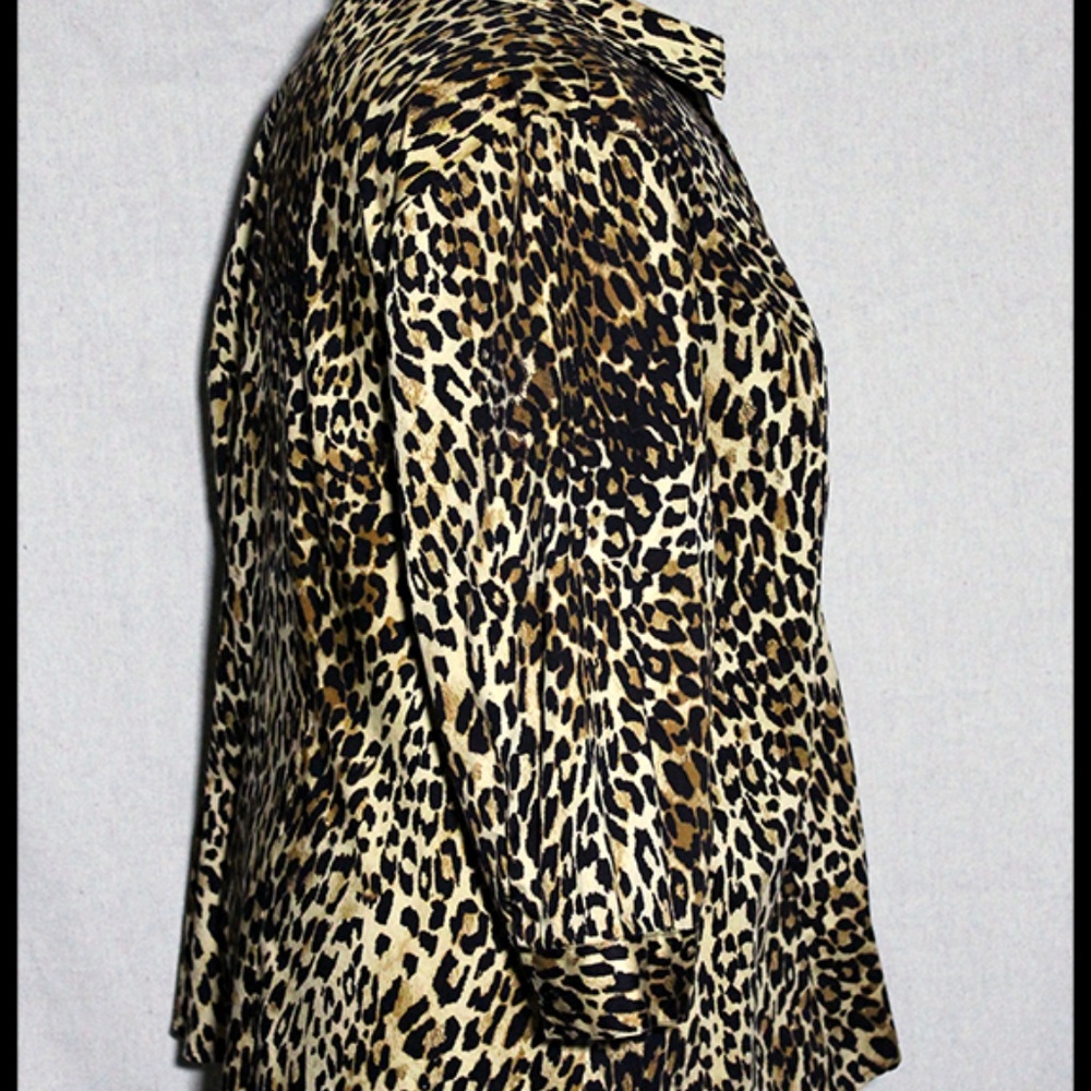 Lane Bryant Cheetah print blouse Women’s Plus 26 NWOT - Picture 4 of 6
